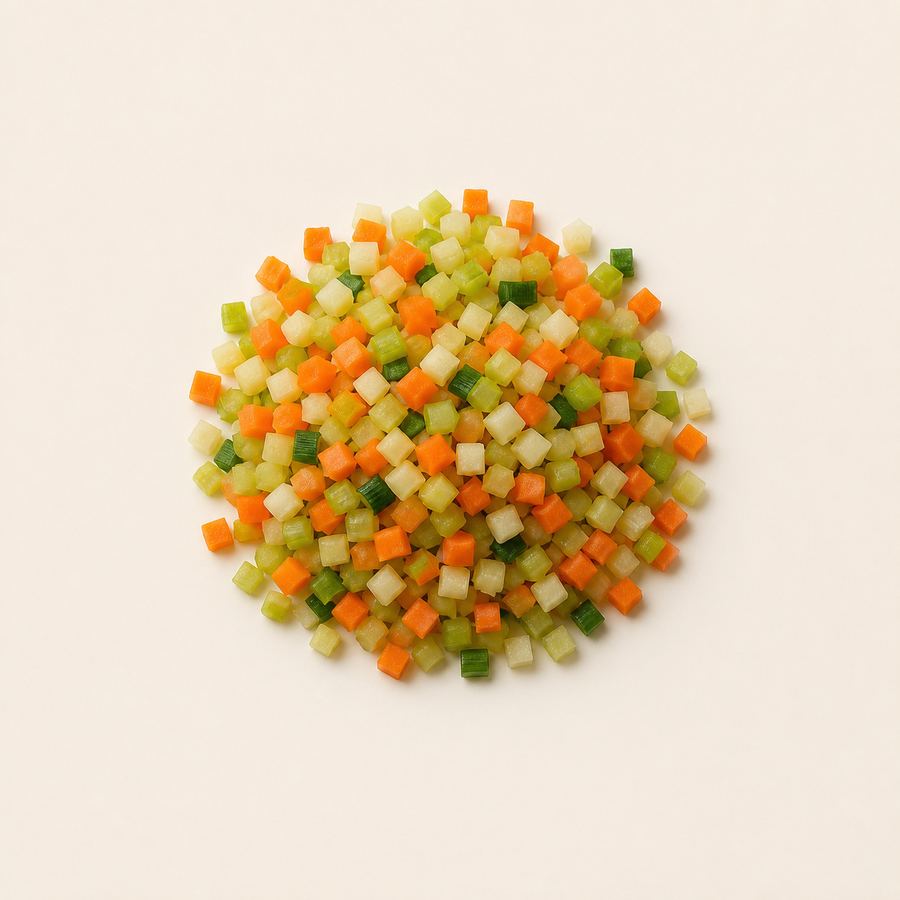 Brunoise di carota, cubetti regolari.